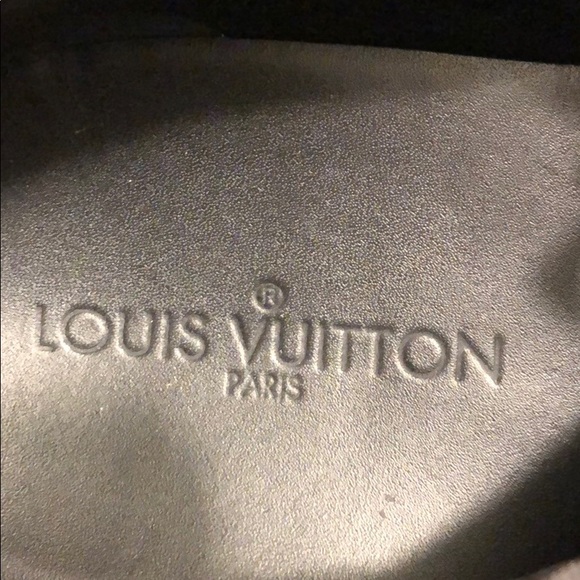 Louis Vuitton shoes - Picture 4 of 7